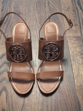 Tory Burch Tan Leather Logo Slingback Sandals